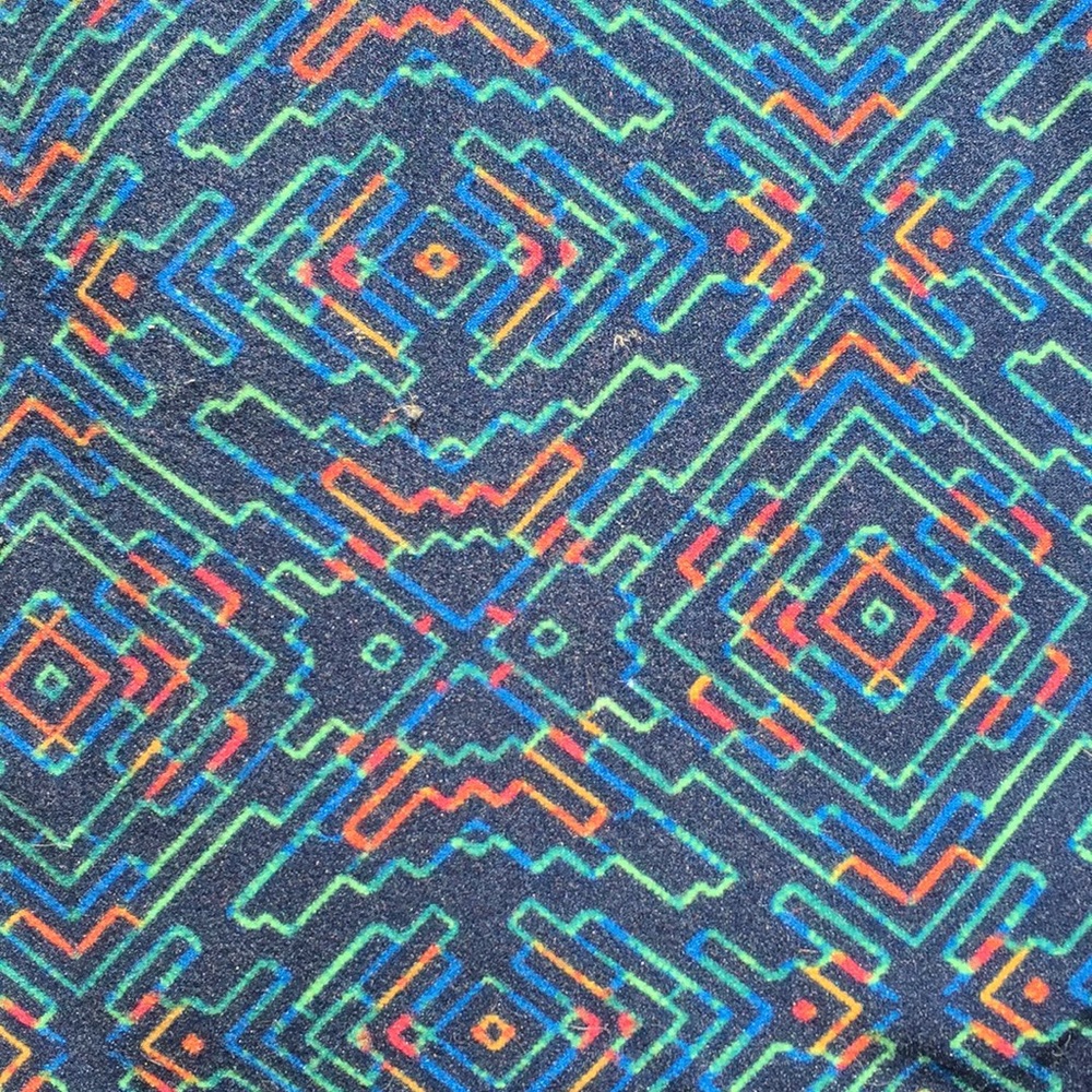 Lularoe OS Aztec Leggings